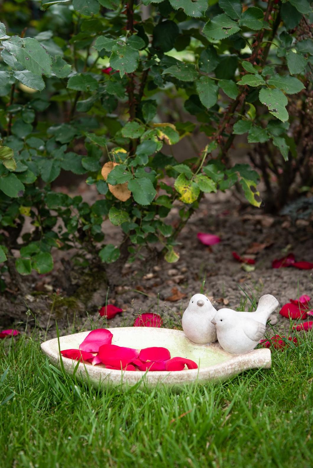 Keramisch vogelbad met een vogelpaar Garden ID