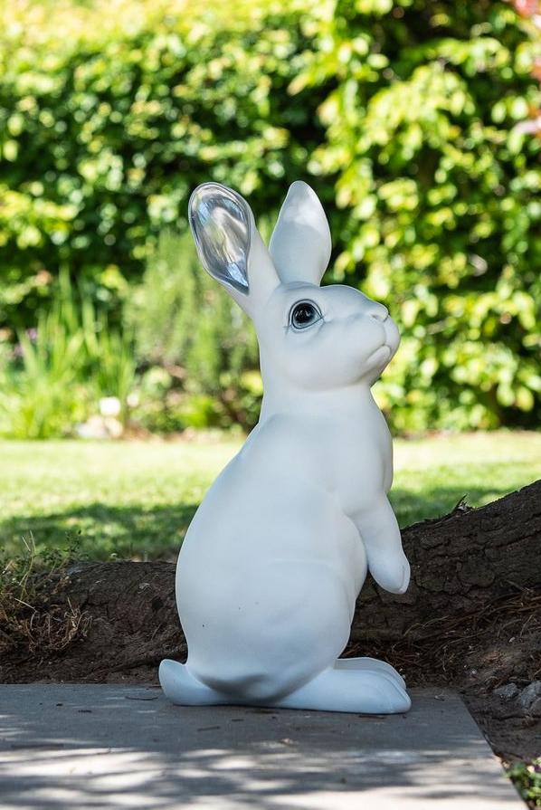 Garden ID modern white rabbit statue with silver ear